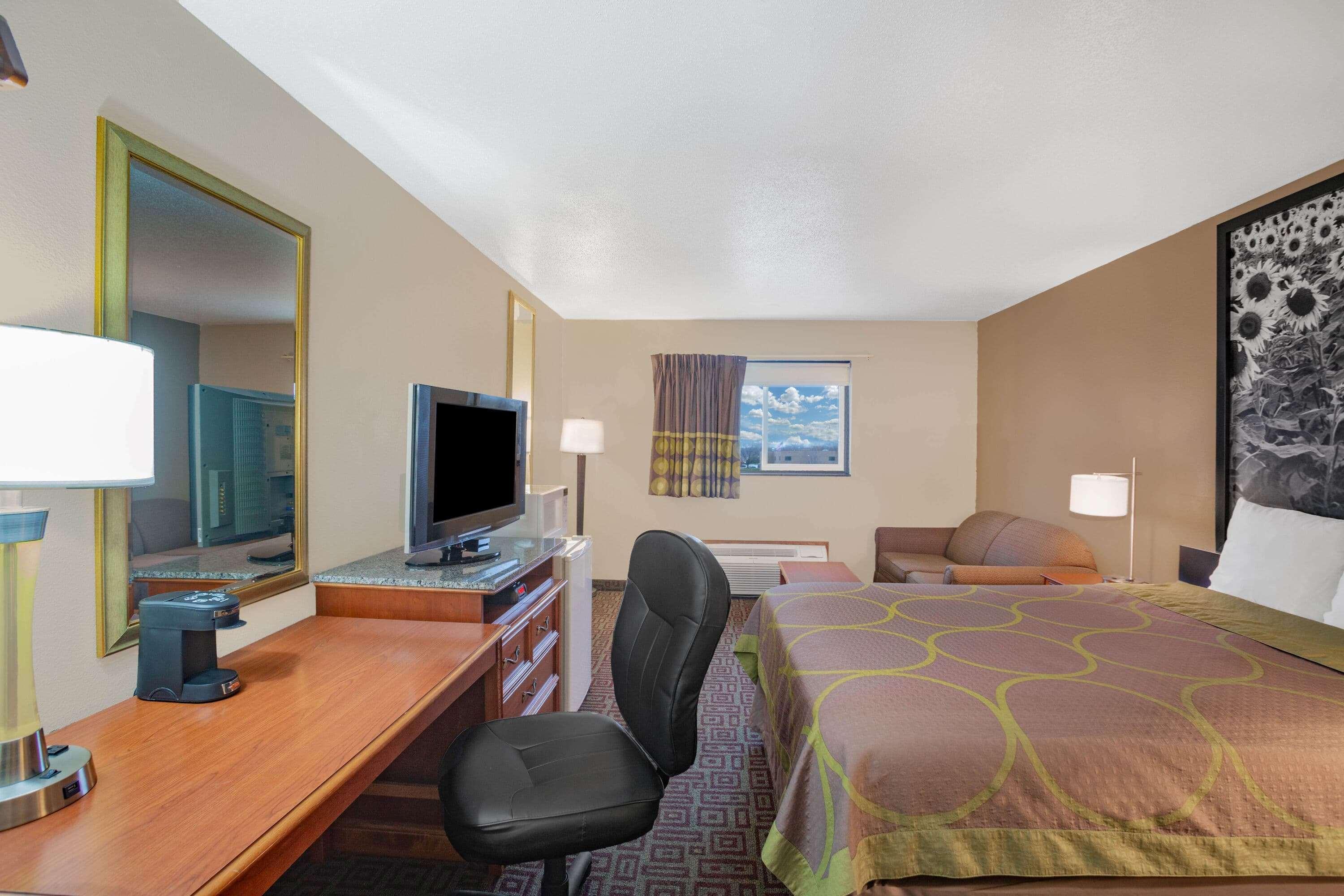 Super 8 By Wyndham Fort Madison Exteriör bild